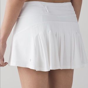 White lululemon skirt